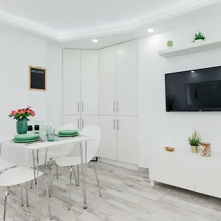 Modern And Bright With Sea View And Pool * لوس كريستيانوس