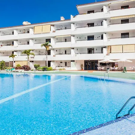 아파트 Modern And Bright With Sea View And Pool *
